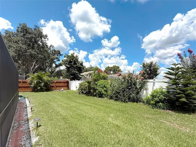 $670,000 | 2416 Buckhorn Run Drive, Valrico, FL 33596