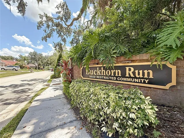 $670,000 | 2416 Buckhorn Run Drive, Valrico, FL 33596