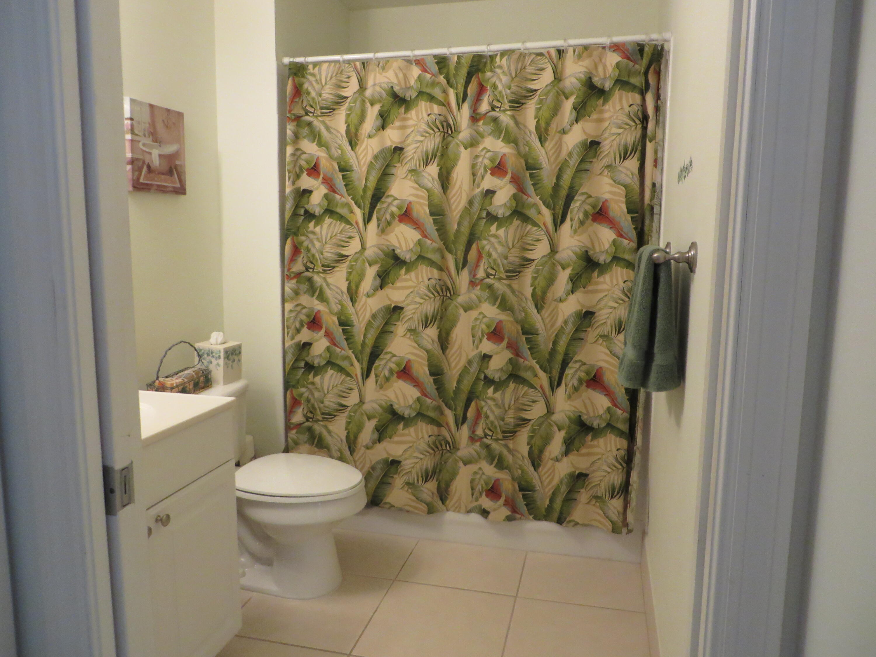 27 Royal Palm Way, Unit 206 Boca Raton, FL 33432 - Photo 18 of 28 IMG_2477