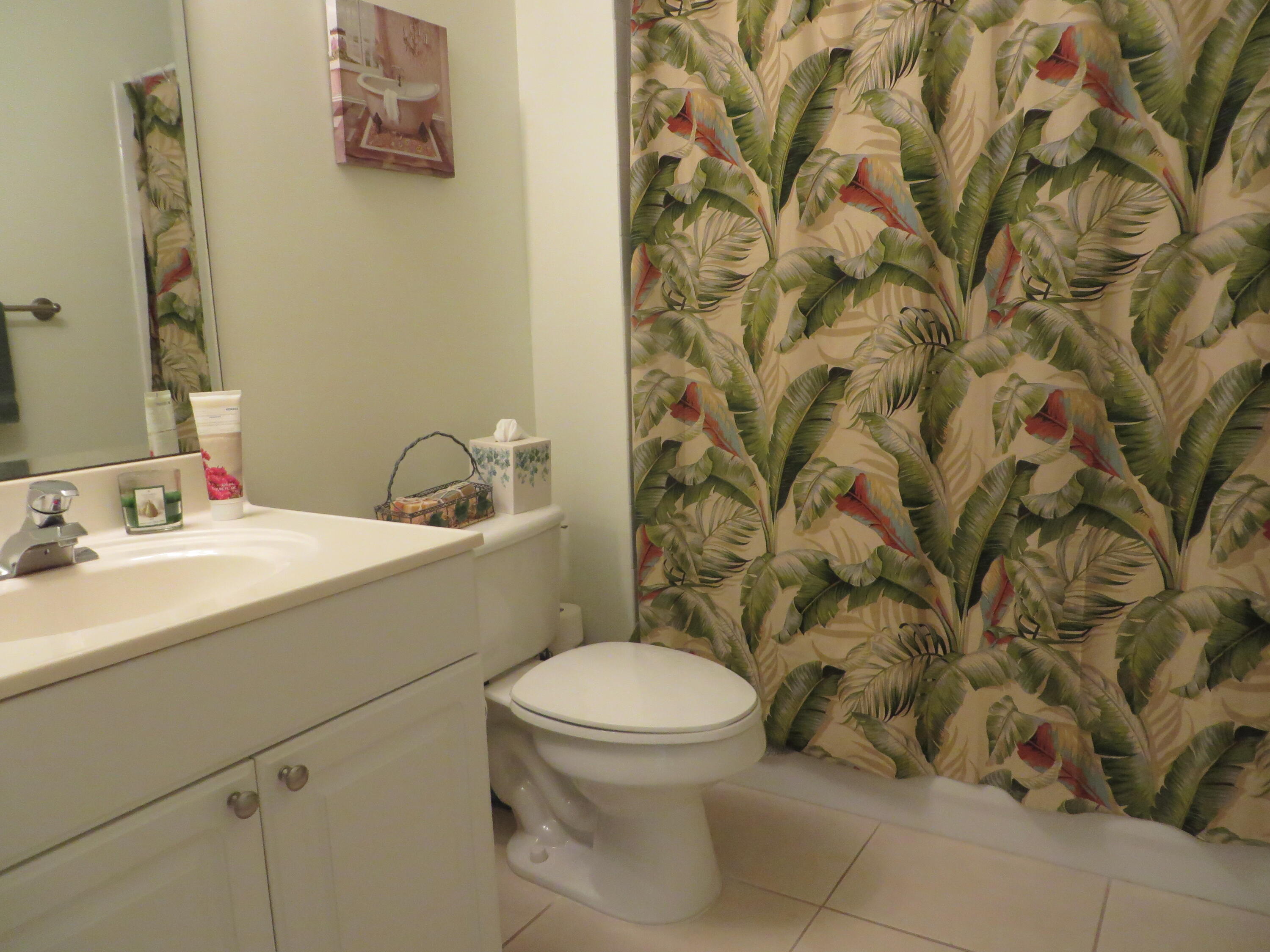 27 Royal Palm Way, Unit 206 Boca Raton, FL 33432 - Photo 19 of 28 IMG_2478