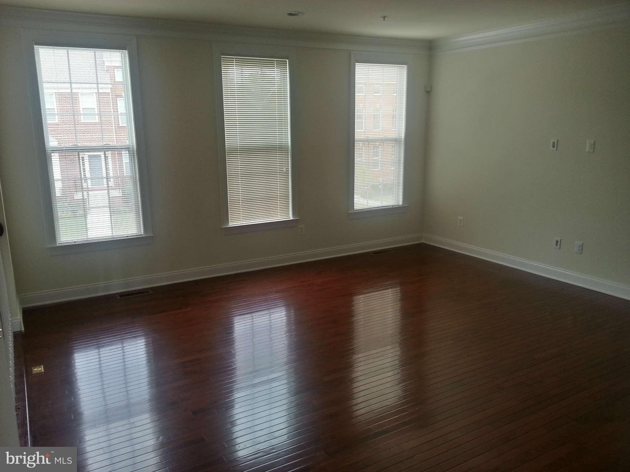 7759 Crystal Brook Way Hanover, MD 21076 - Photo 10 of 29 Living Room