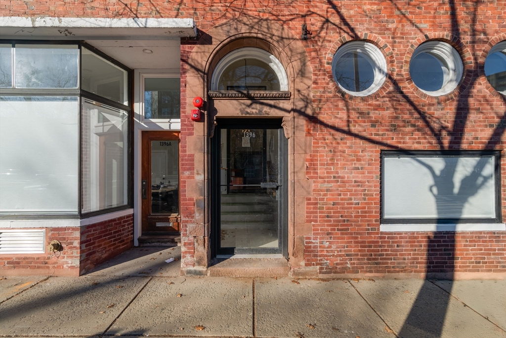 1396 Beacon Street, Unit 2 Brookline, MA 02446 - Photo 13 of 14