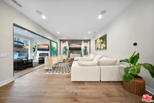 $10,000 | 20643 West Wood Rose Court, Porter Ranch, CA 91326