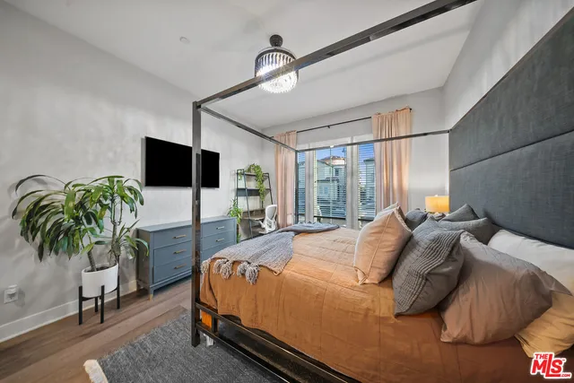 $10,000 | 20643 West Wood Rose Court, Porter Ranch, CA 91326