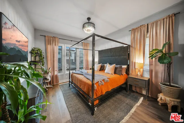 $10,000 | 20643 West Wood Rose Court, Porter Ranch, CA 91326