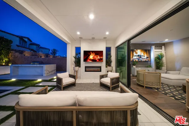 $10,000 | 20643 West Wood Rose Court, Porter Ranch, CA 91326