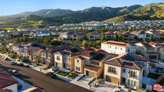 $10,000 | 20643 West Wood Rose Court, Porter Ranch, CA 91326