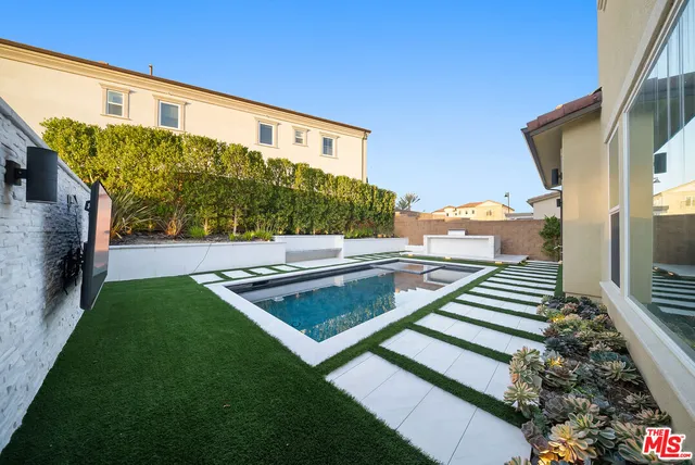 $10,000 | 20643 West Wood Rose Court, Porter Ranch, CA 91326