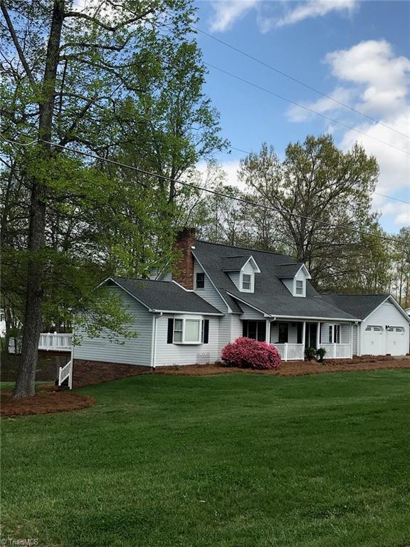 1144 Priddy Road King, NC 27021 - Photo 3 of 30