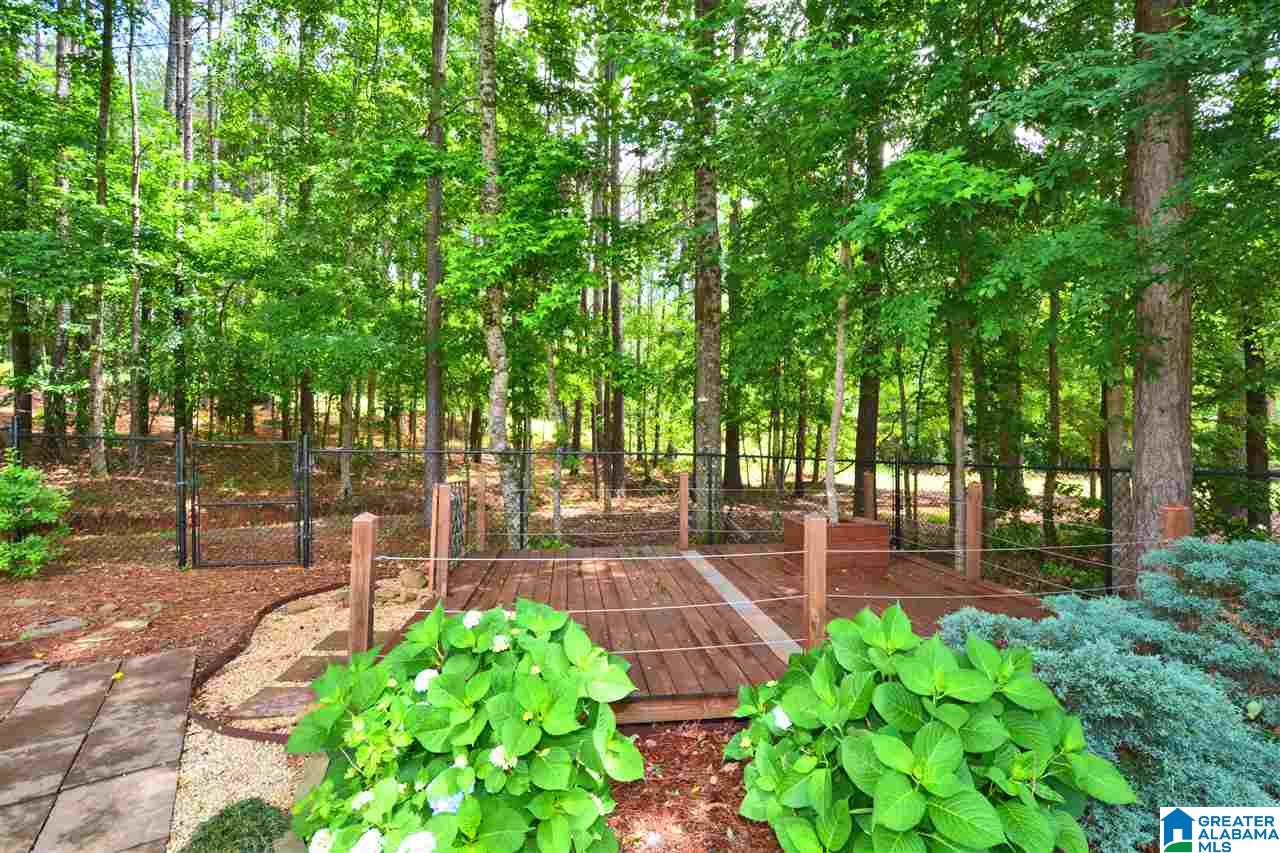 140 Lauchlin Lane Pelham, AL 35124 - Photo 7 of 48