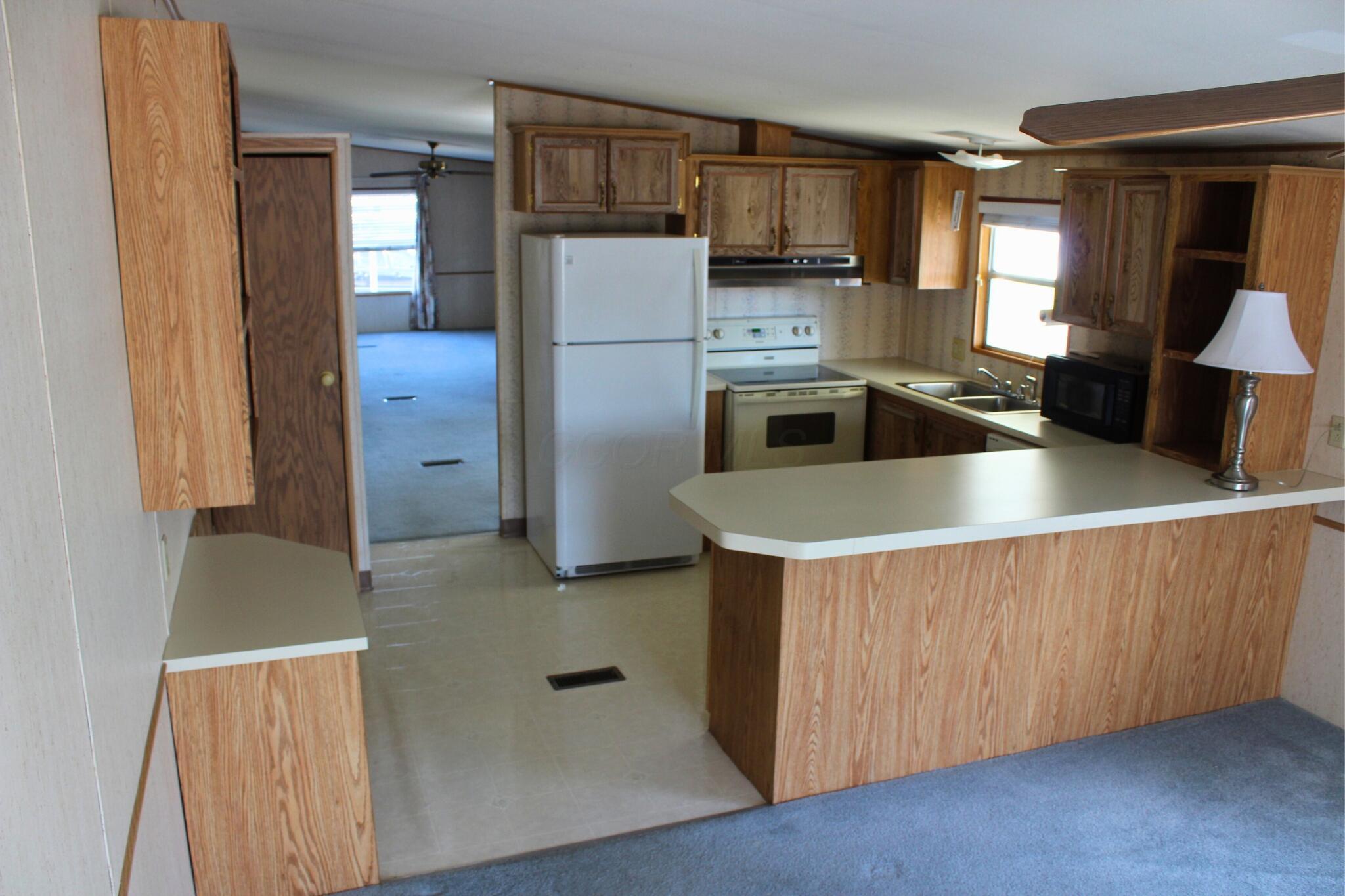 45 Ravine Ridge Drive Delaware, OH 43015 - Photo 8 of 23 Kitchen
