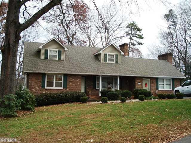 129 Bon Aire Road Elkin, NC 28621 - Photo 1 of 10 Exterior Front.