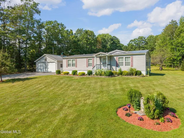 $365,000 | 356 Tamarack Road, Fulton, NY 12175