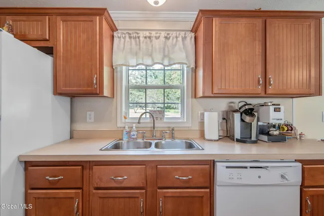 $365,000 | 356 Tamarack Road, Fulton, NY 12175