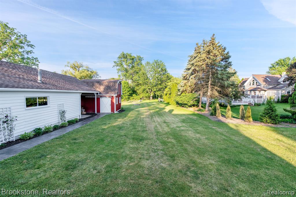 59074 Romeo Plank Road Ray, MI 48096 - Photo 24 of 48