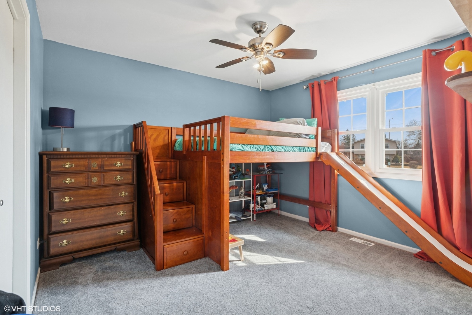 1285 Fairmont Road Hoffman Estates, IL 60169 - Photo 9 of 21 a view of an empty room with a window