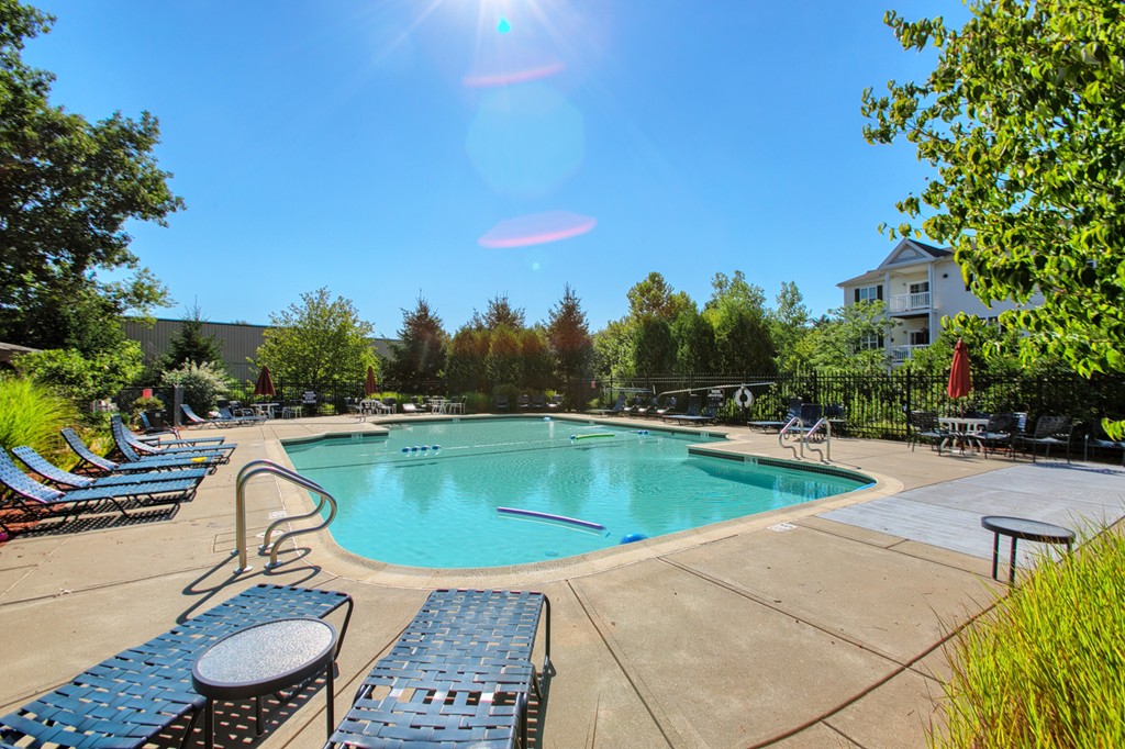 19 Hampshire Road, Unit 110 Methuen, MA 01844 - Photo 5 of 24 Gallery Image 5