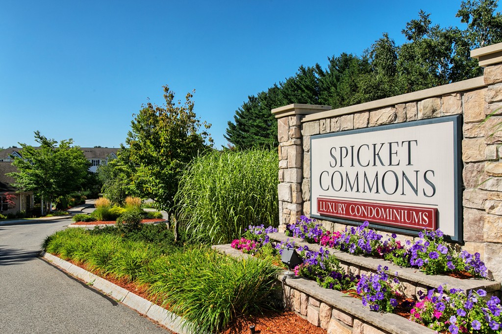 19 Hampshire Road, Unit 110 Methuen, MA 01844 - Photo 6 of 24 Gallery Image 6
