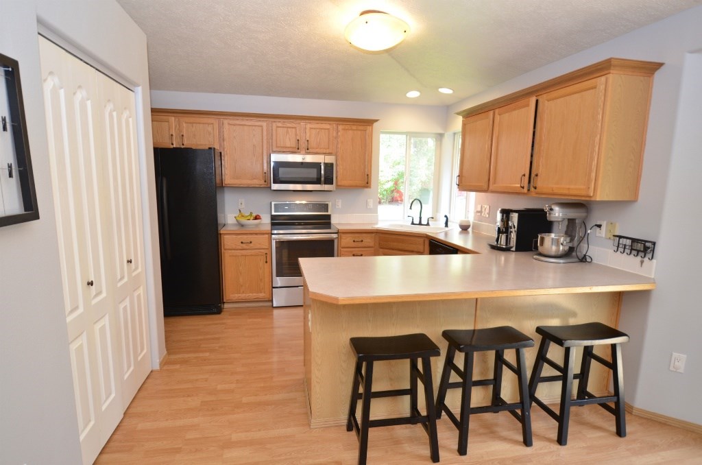 16920 North Woodcrest Court Colbert, WA 99005 - Photo 6 of 20