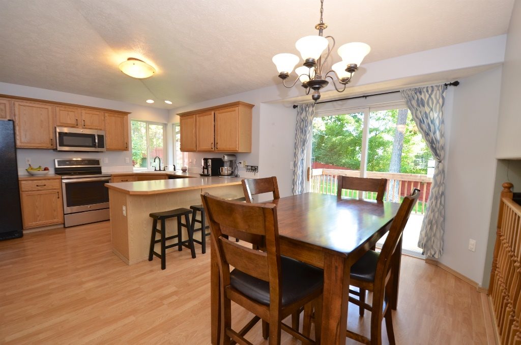 16920 North Woodcrest Court Colbert, WA 99005 - Photo 7 of 20