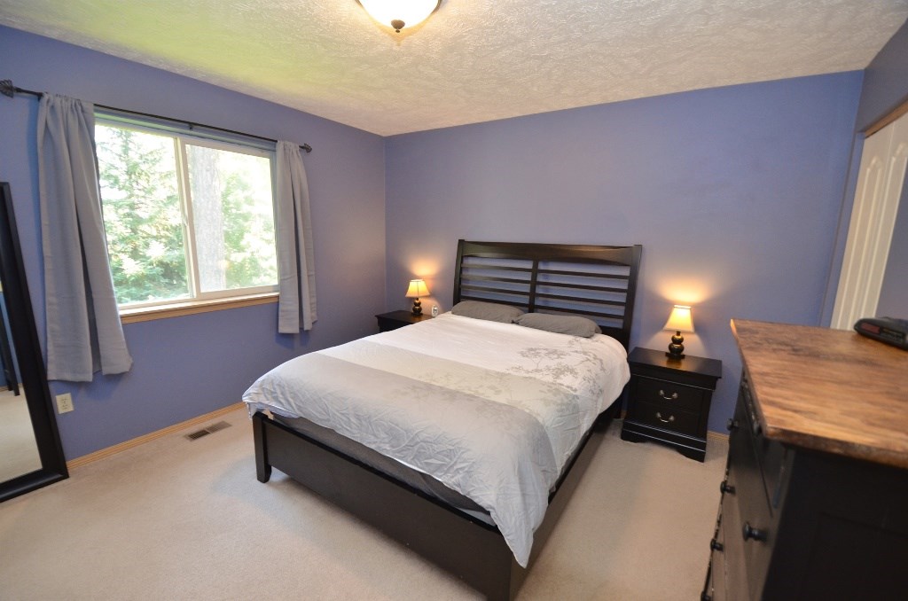 16920 North Woodcrest Court Colbert, WA 99005 - Photo 9 of 20