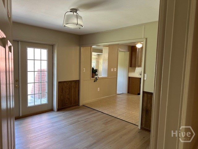40 Duke Street Jefferson, GA 30549 - Photo 4 of 17 dining room