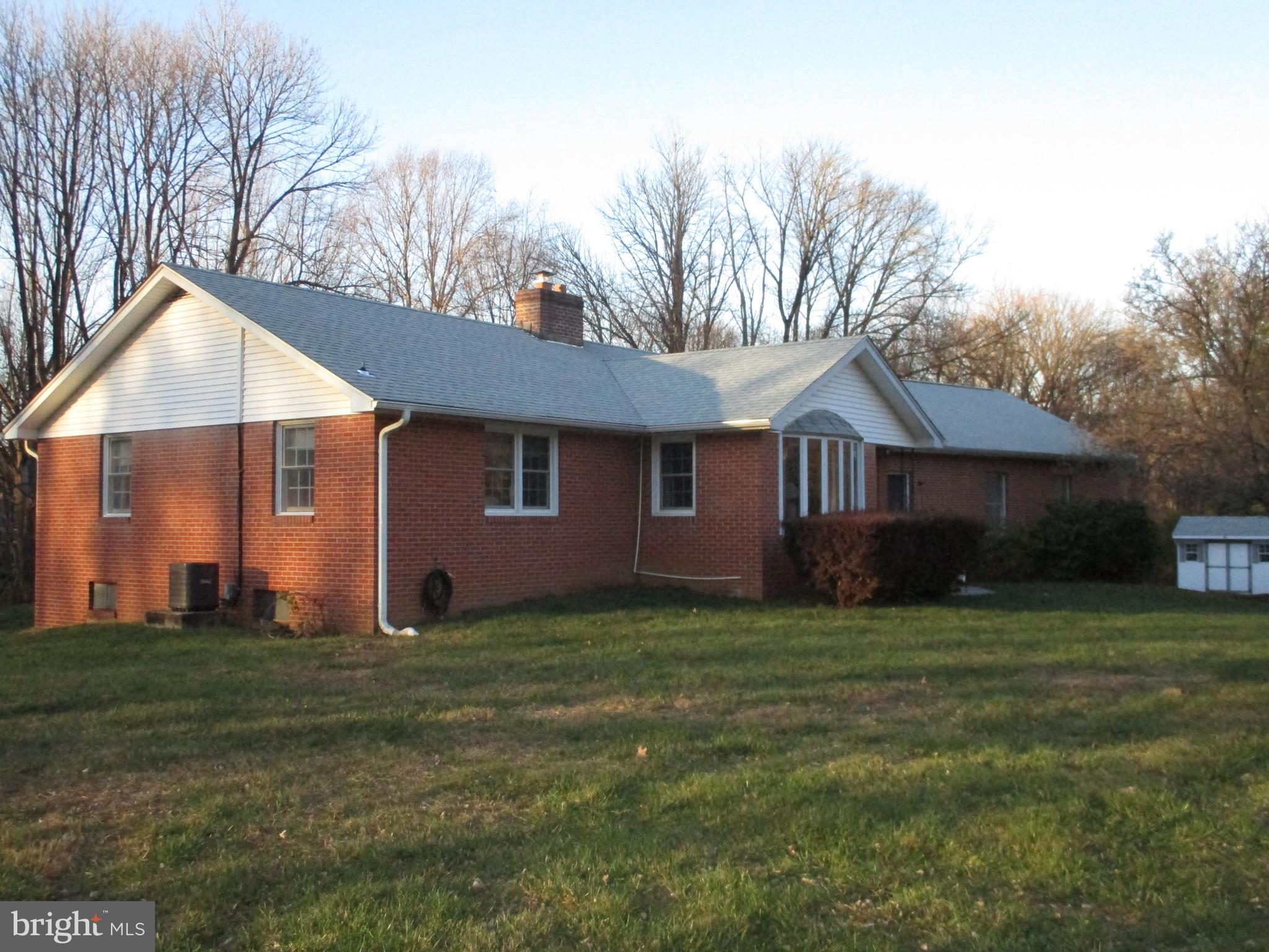 458 Thornton Road Thornton, PA 19373 - Photo 4 of 30