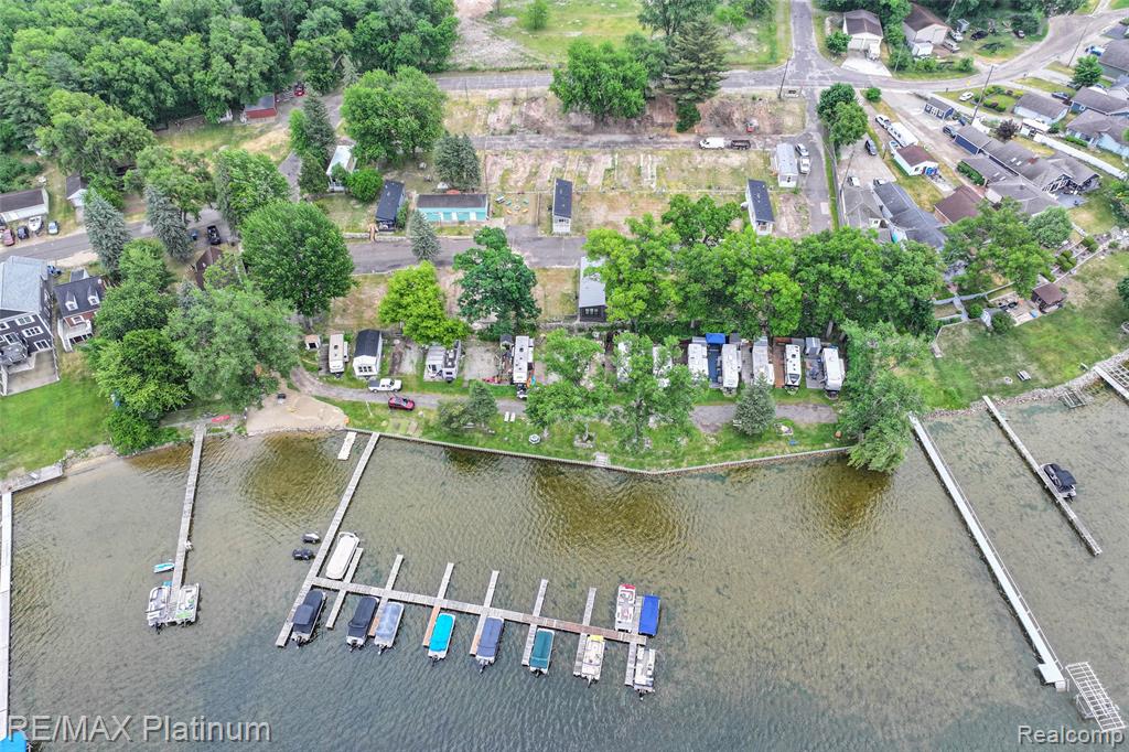 2 Serenity Shore Fenton, MI 48430 - Photo 13 of 22