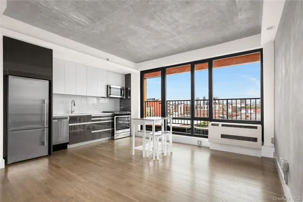 $480,000 | 225 East 138th Street, Unit 201 | Mott Haven