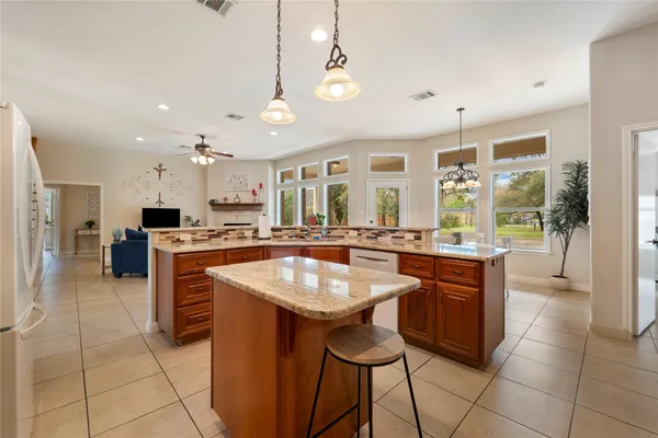 $3,500 | 3701 Del Robles Drive, Austin, TX 78727