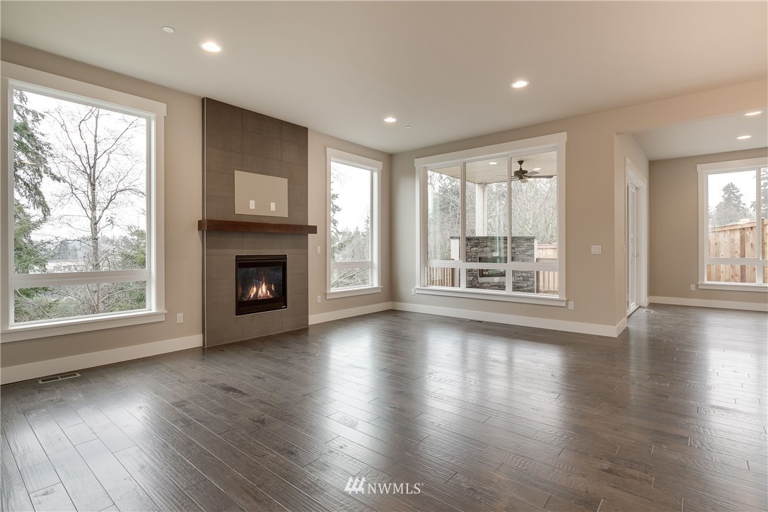 1411 242nd Place Southeast Bothell, WA 98021 - Photo 4 of 25