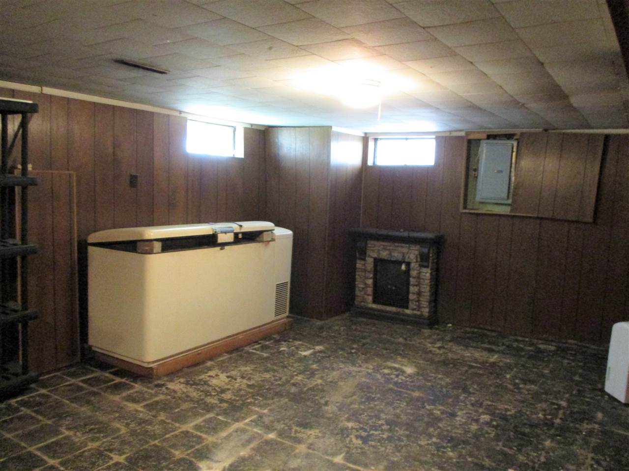 10936 Lansing Road Durand, MI 48429 - Photo 20 of 44 50079505-19.JPG