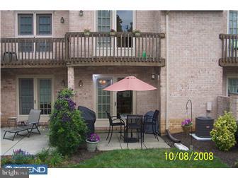 14 Rampart Drive Wayne, PA 19087 - Photo 2 of 12 Gallery Image 2