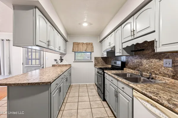 $215,000 | 105 Suffolk Drive, Long Beach, MS 39560