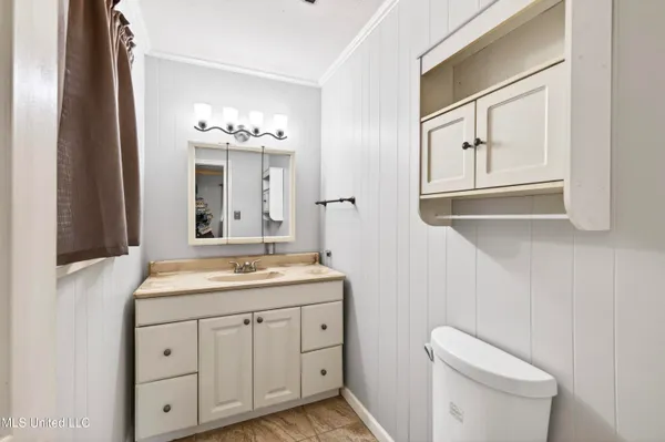 $215,000 | 105 Suffolk Drive, Long Beach, MS 39560