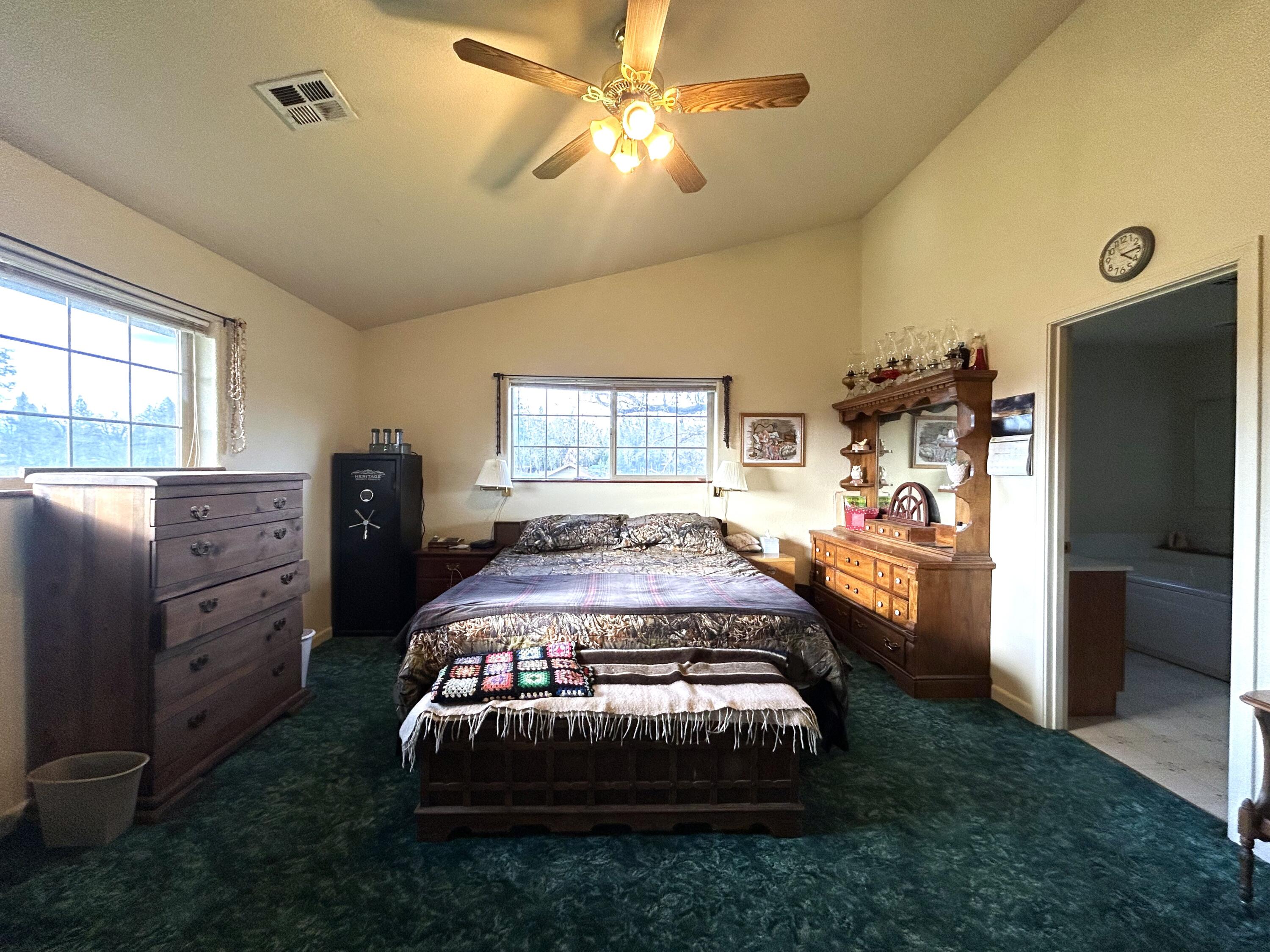 620 Dick George Road Cave Junction, OR 97523 - Photo 25 of 123 66. Primary Bedroom