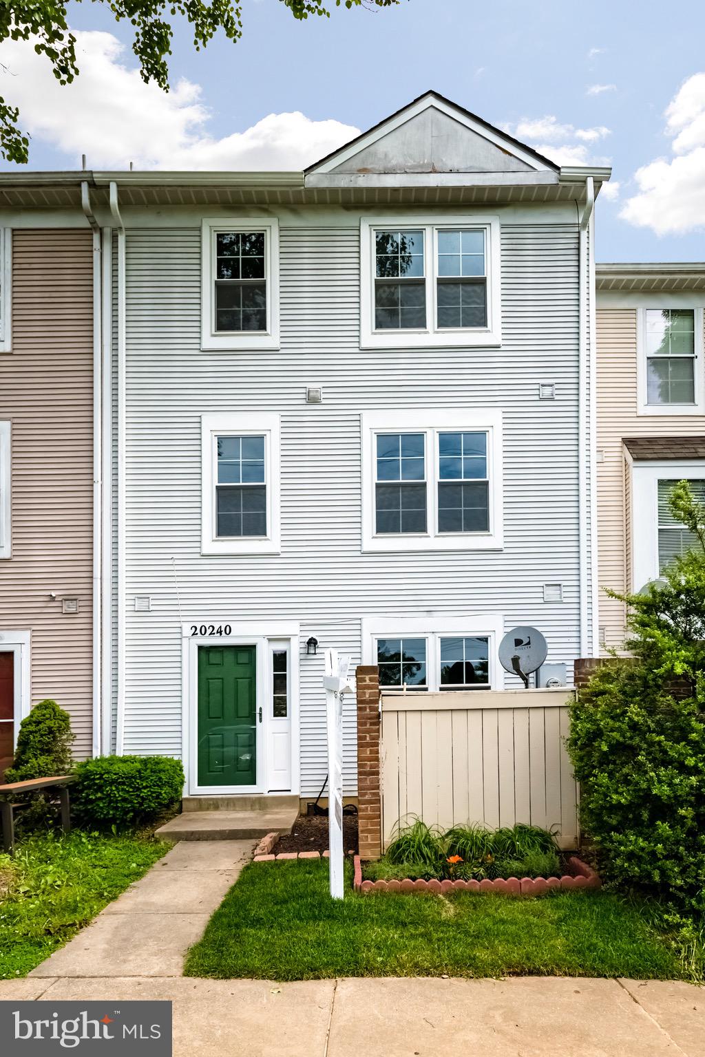 20240 Harbor Tree Road Montgomery Village, MD 20886 - Photo 1 of 27 Gallery Image 1