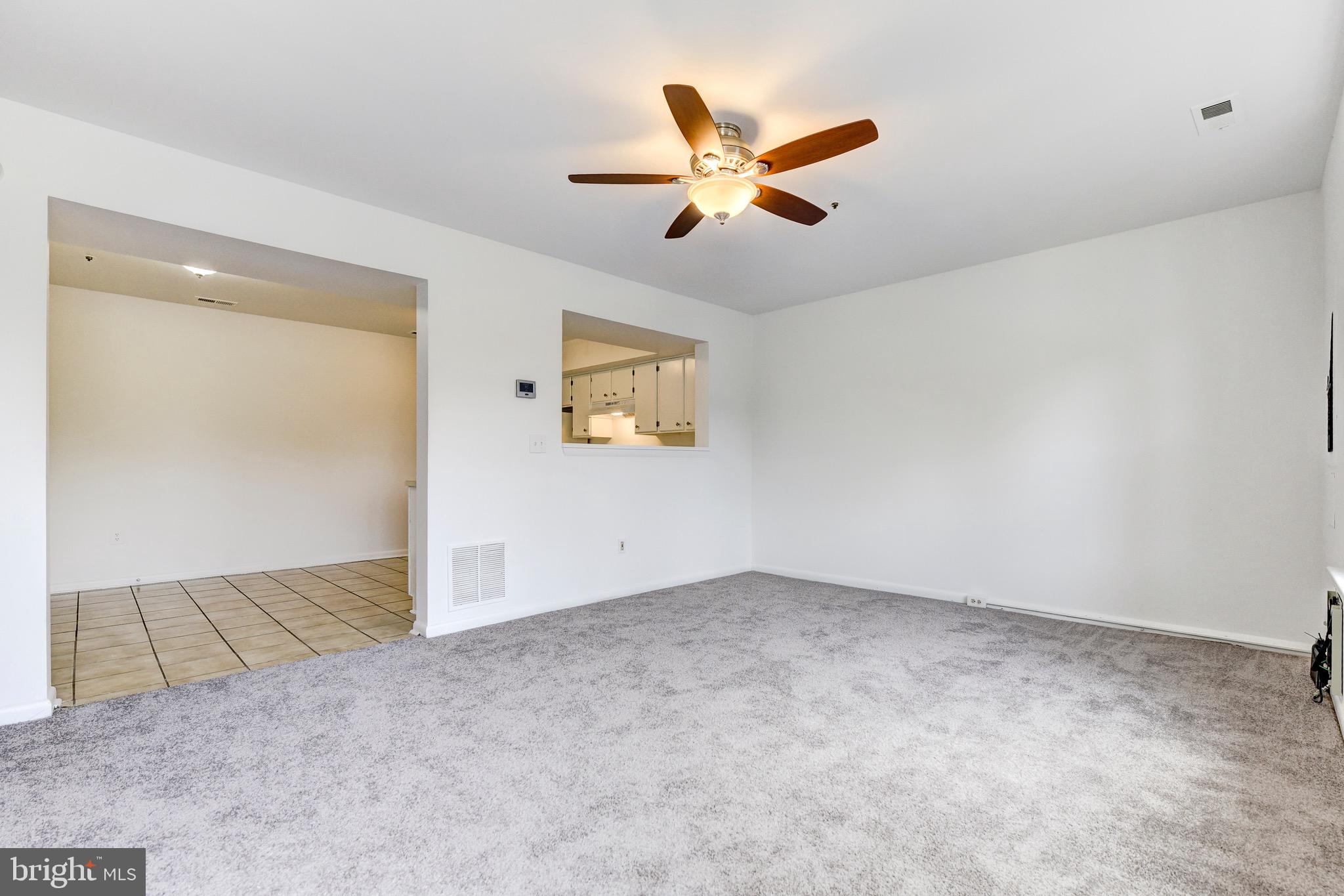 20240 Harbor Tree Road Montgomery Village, MD 20886 - Photo 2 of 27 Gallery Image 2