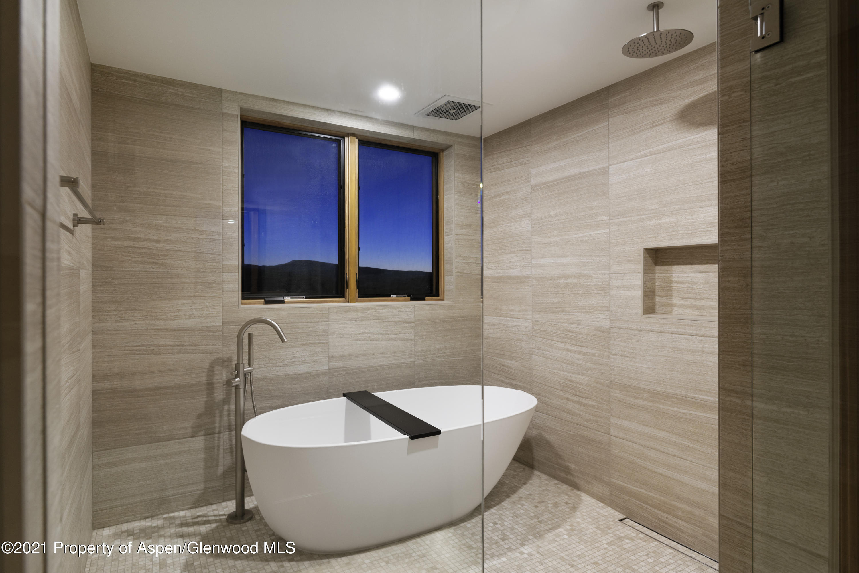 243 Overlook Ridge, Unit 450) Basalt, CO 81621 - Photo 47 of 53 Guest suite 2 wet room