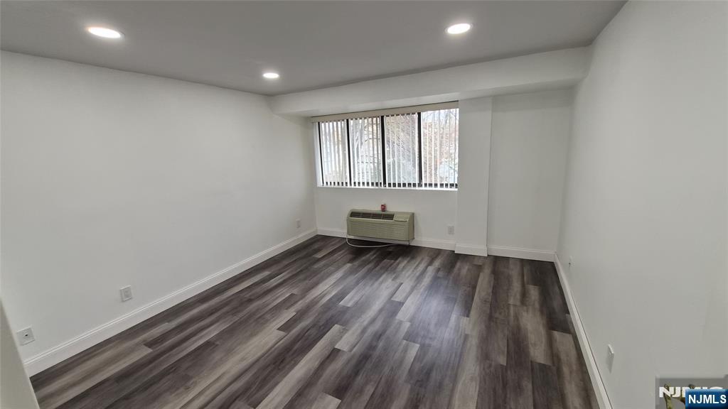 55 Clinton Place, Unit 304 Hackensack, NJ 07601 - Photo 11 of 14