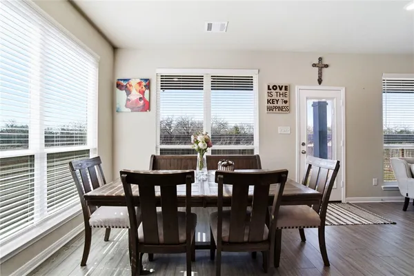 $315,000 | 1318 Kingsgate Drive, Bryan, TX 77807