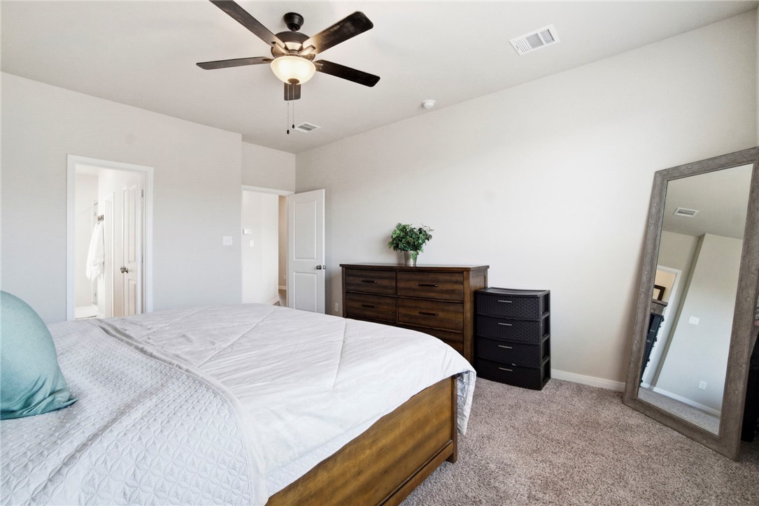 1318 Kingsgate Drive Bryan, TX 77807 - Photo 15 of 44