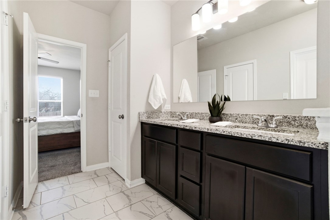 1318 Kingsgate Drive Bryan, TX 77807 - Photo 19 of 44
