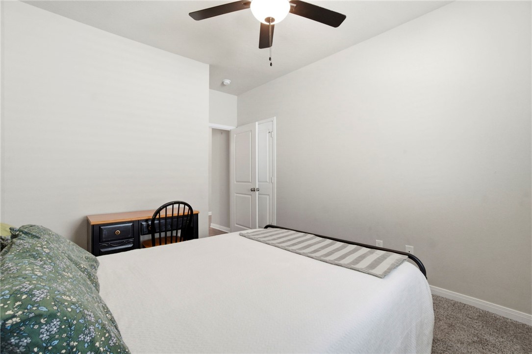 1318 Kingsgate Drive Bryan, TX 77807 - Photo 23 of 44
