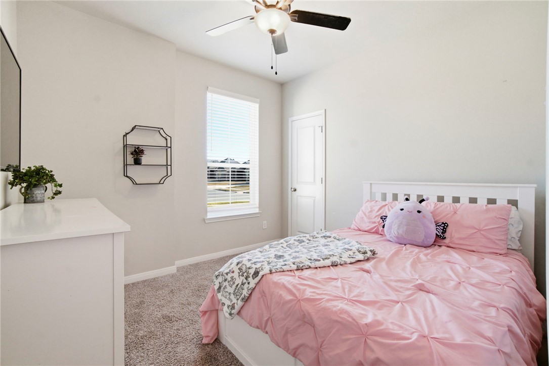 1318 Kingsgate Drive Bryan, TX 77807 - Photo 25 of 44