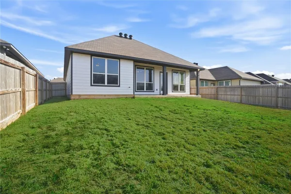 $315,000 | 1318 Kingsgate Drive, Bryan, TX 77807