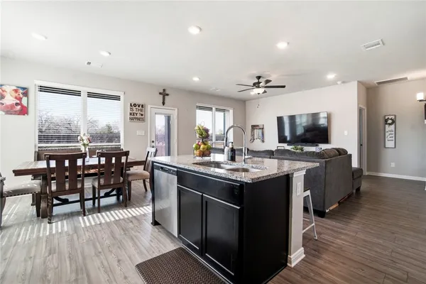 $315,000 | 1318 Kingsgate Drive, Bryan, TX 77807