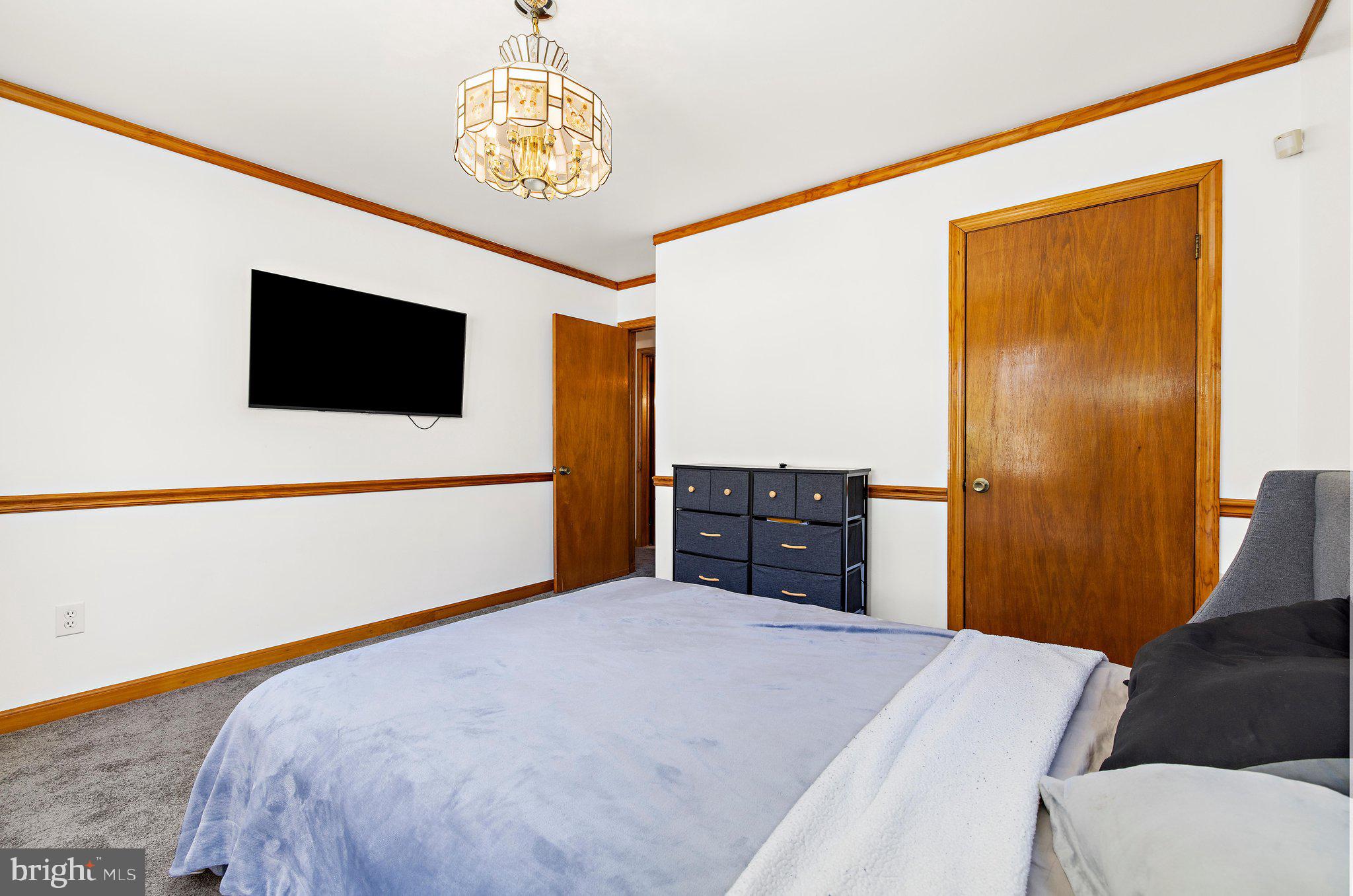205 7th Avenue Baltimore, MD 21225 - Photo 21 of 61