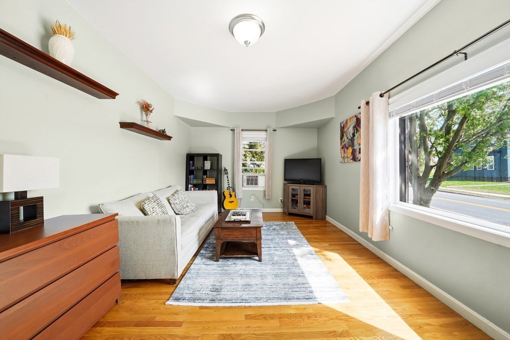 41 Cross Street Winchester, MA 01890 - Photo 7 of 41
