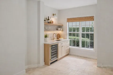 $1,700,000 | 509 Northeast 13th Avenue, Fort Lauderdale, FL 33301